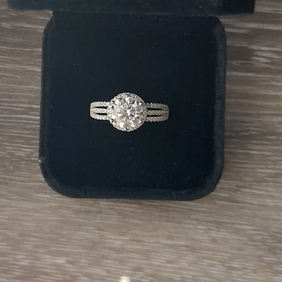 2 Carat Round Moissanite Platinum and Rhodium Plated 925 Silver Ring - Picture 4 of 14